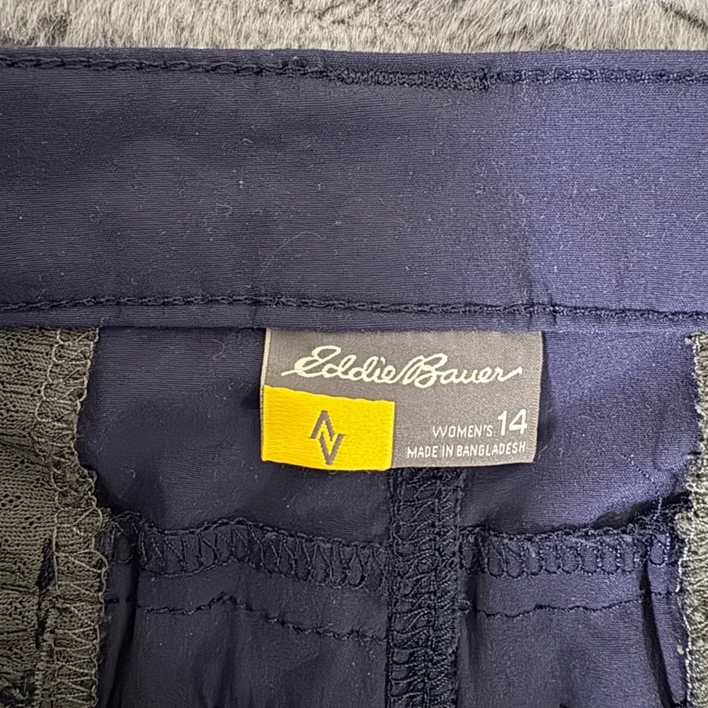 Eddie Bauer Womens 14 Navy Blue Hiking Shorts Nylon Spandex Stretch Outdoor